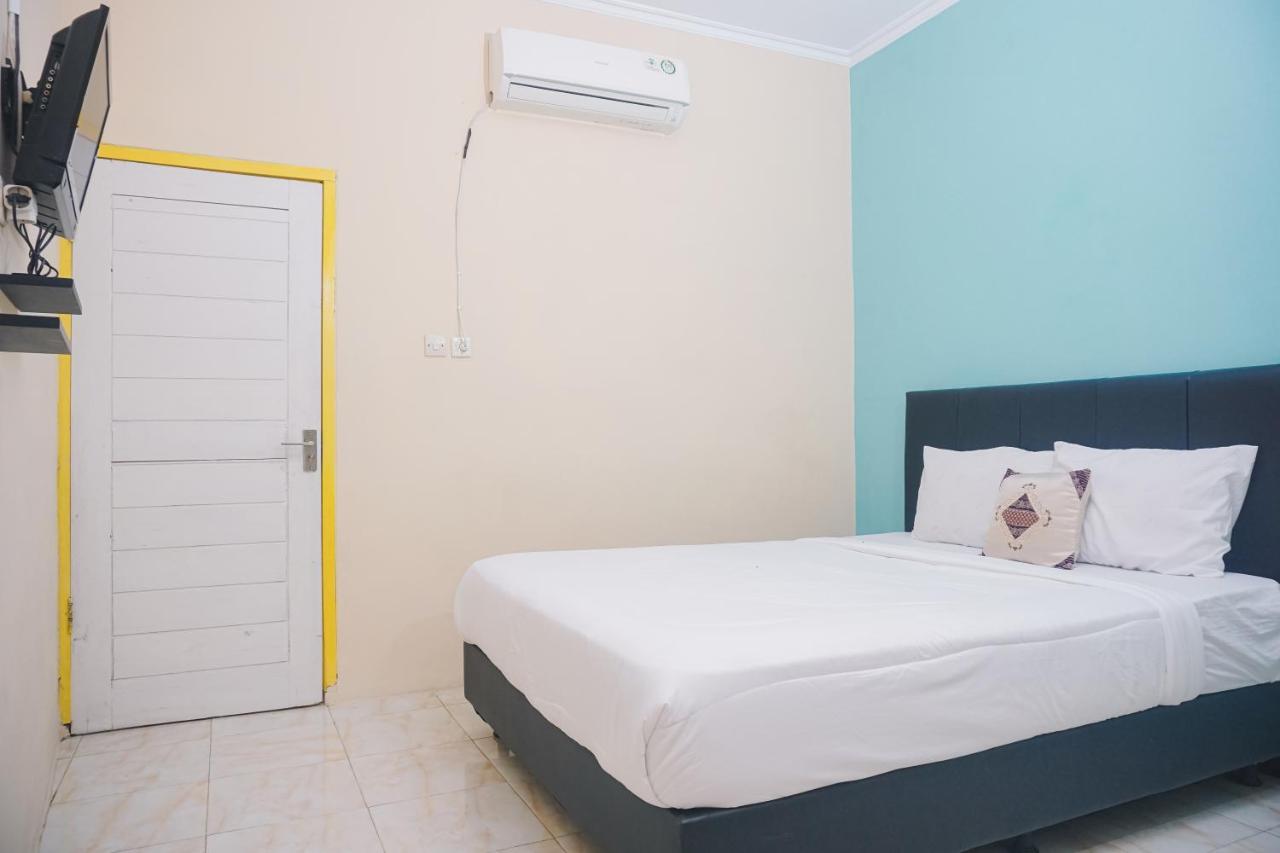 Grand Khalifah Guesthouse Sumbawa Екстериор снимка