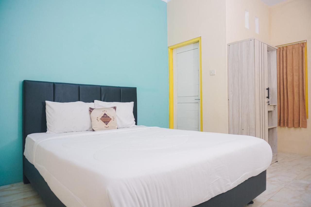 Grand Khalifah Guesthouse Sumbawa Екстериор снимка