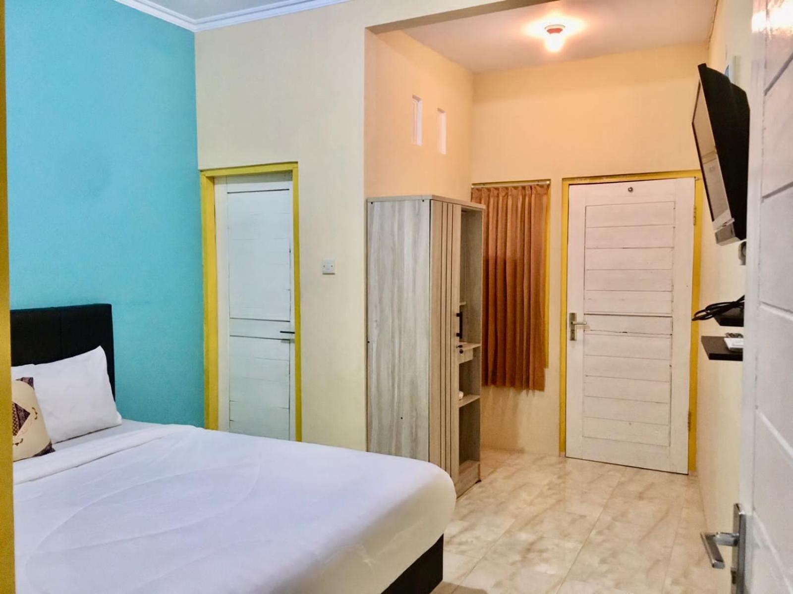 Grand Khalifah Guesthouse Sumbawa Екстериор снимка