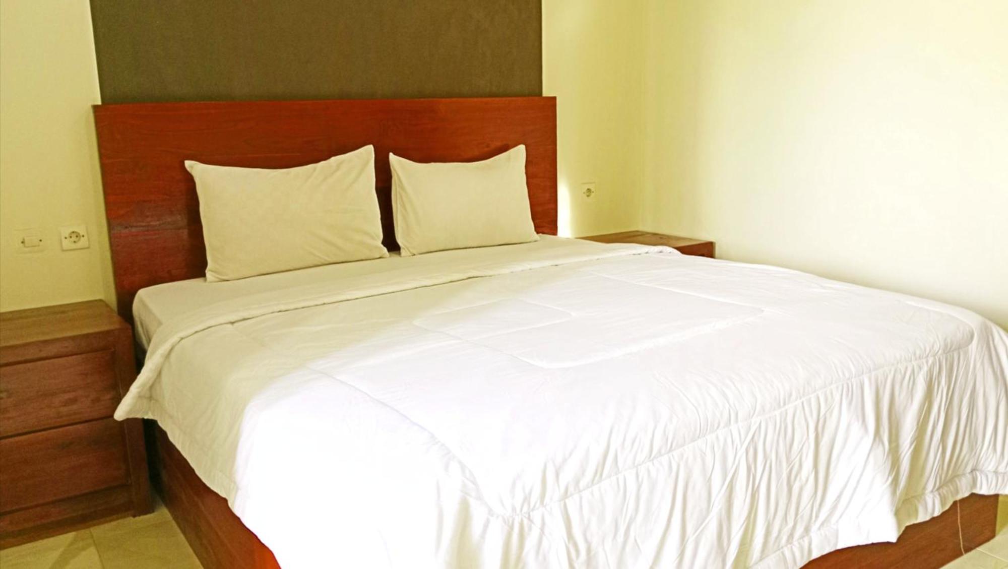 Grand Khalifah Guesthouse Sumbawa Екстериор снимка