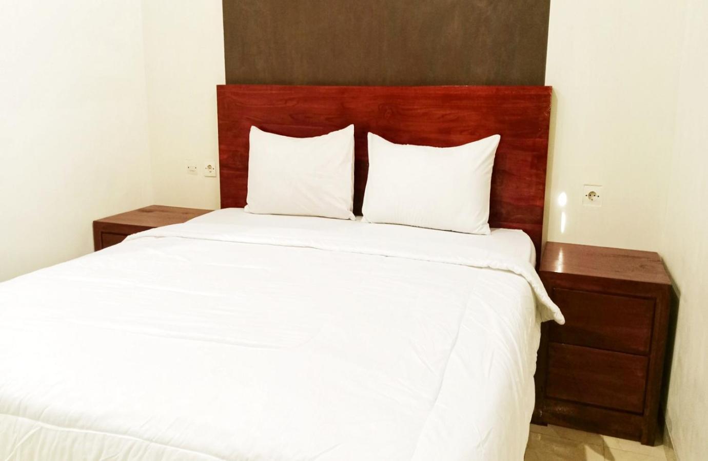 Grand Khalifah Guesthouse Sumbawa Екстериор снимка