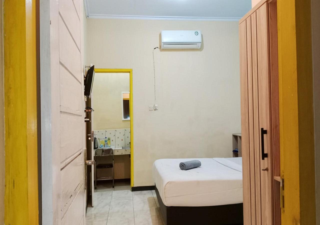Grand Khalifah Guesthouse Sumbawa Екстериор снимка